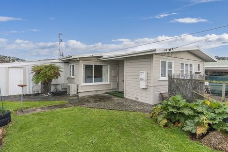 Photo of property in 21 Bradshaw Street, South Dunedin, Dunedin, 9012