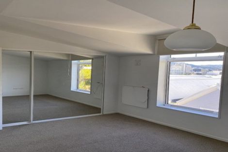 Photo of property in Pirie Street Townhouses, 15/35 Pirie Street, Mount Victoria, Wellington, 6011