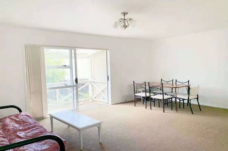 Photo of property in 104 Lynwood Road, New Lynn, Auckland, 0600