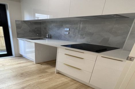 Photo of property in 9 Cloonlyon Drive, Flat Bush, Auckland, 2019