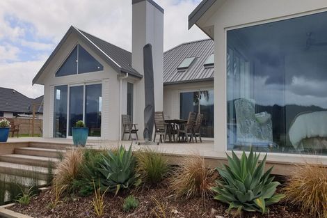 Photo of property in 77 Leeward Drive, Whitianga, 3510