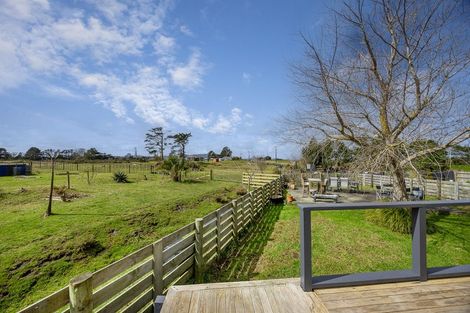 Photo of property in 126 West Coast Road, Te Kopuru, Dargaville, 0371