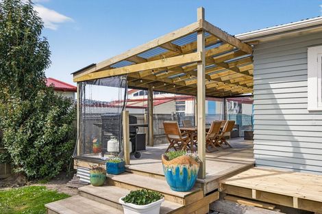 Photo of property in 1 Montrose Street, Kaiti, Gisborne, 4010