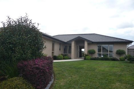 Photo of property in 129 Saint James Drive, Huntington, Hamilton, 3210