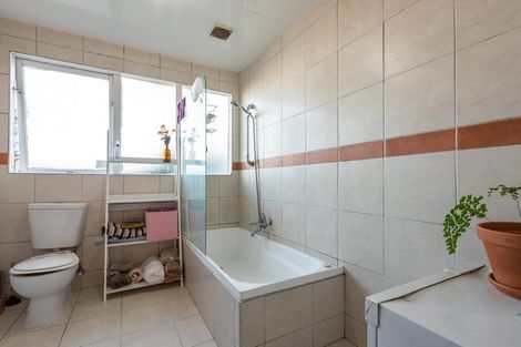 Photo of property in 58 Wallace Street, Mount Cook, Wellington, 6021