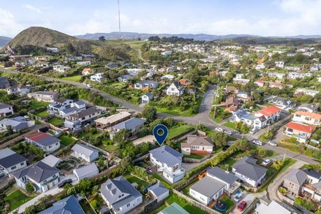 Photo of property in 21a Richard Street, Titahi Bay, Porirua, 5022