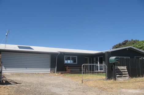 Photo of property in 693 Pukehina Parade, Pukehina, Te Puke, 3189