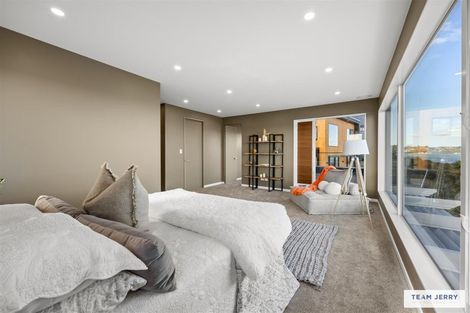 Photo of property in 4 Seawind Way, Hobsonville, 0616