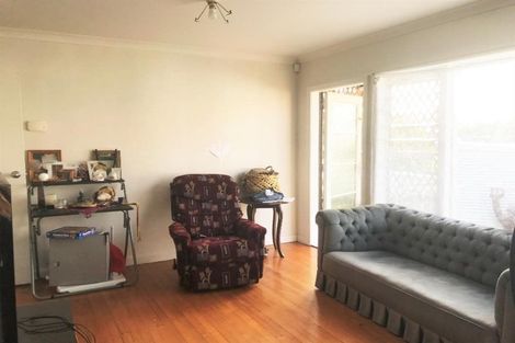 Photo of property in 2 James Road, Manurewa, Auckland, 2102