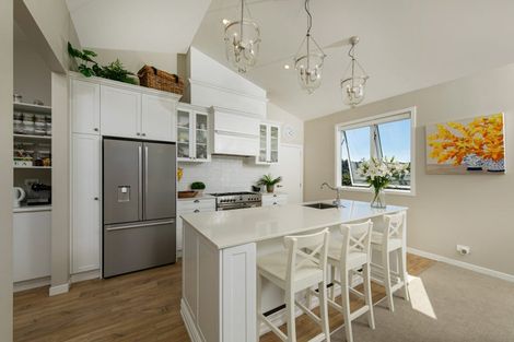 Photo of property in 98 Ahumoana Road, Okura Bush, Albany, 0794