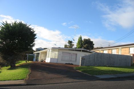 Photo of property in 1/6 Anne Road, Hillcrest, Auckland, 0627
