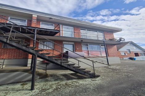 Photo of property in 1-4/7 Wai-iti Road, Maori Hill, Timaru, 7910