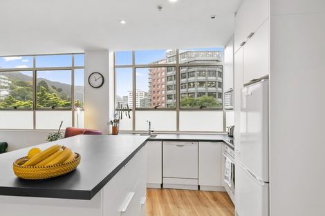 Photo of property in Hume House, 152 The Terrace, Wellington Central, Wellington, 6011