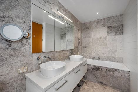 Photo of property in 7 Park Avenue, Takapuna, Auckland, 0622
