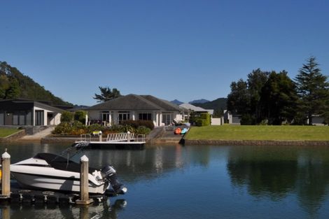 Photo of property in 108 Motu Grande, Pauanui, Hikuai, 3579