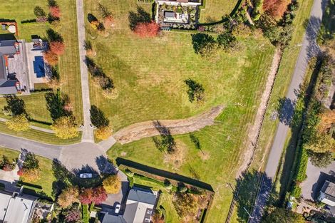 Photo of property in 5 Eagle Place, Martinborough, 5711