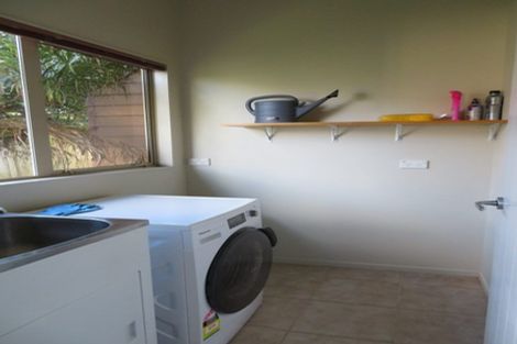 Photo of property in 15 Oakway Drive, Schnapper Rock, Auckland, 0632