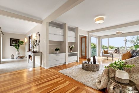 Photo of property in 8 Sandford Street, Campbells Bay, Auckland, 0630