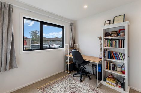 Photo of property in 2/28 Westgate Drive, Westgate, Auckland, 0614