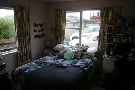 Photo of property in 1 Flint Way, Northland, Wellington, 6012