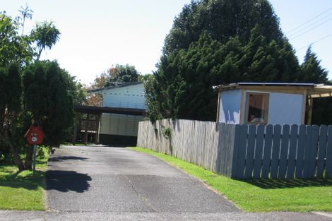 Photo of property in 29 Savoy Road, Glen Eden, Auckland, 0602