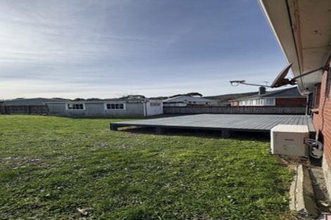 Photo of property in 5 Waldie Grove, Avalon, Lower Hutt, 5011