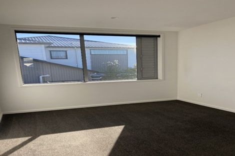 Photo of property in 5 Gunn Way, Hobsonville, Auckland, 0616
