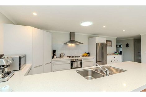 Photo of property in 27 Awhitu Road, Kerikeri, 0230