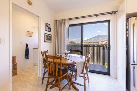 Photo of property in 3 Russell Street, Otane, 4202