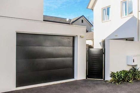 Photo of property in 2/155 Peterborough Street, Christchurch Central, Christchurch, 8013