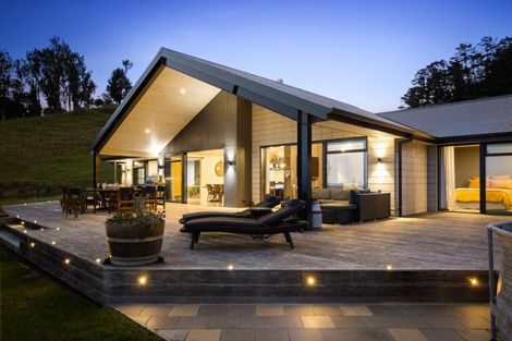 Photo of property in 1031b State Highway 2, Tanners Point, Katikati, 3177