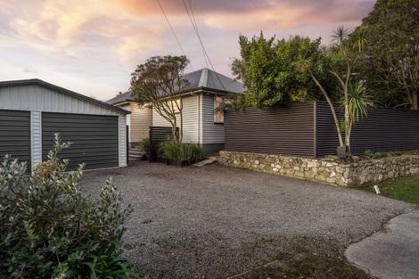 Photo of property in 5 Burnbrae Street, Saint Martins, Christchurch, 8022