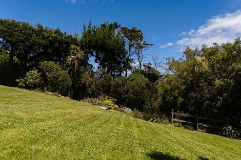 Photo of property in 46 Bayview Crescent, Duvauchelle, 7581