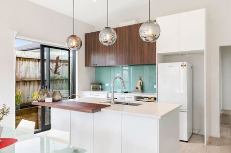 Photo of property in 24 Jutland Road, Pukekohe, 2120
