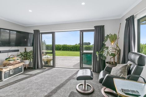 Photo of property in 391a Koputaroa Road, Koputaroa, Levin, 5575