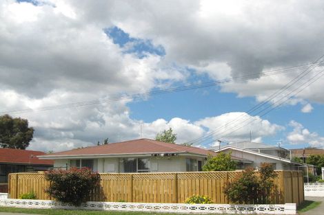 Photo of property in 5/12 North Avon Road, Richmond, Christchurch, 8013