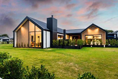 Photo of property in 11 Three Kings Court, Outram, 9019