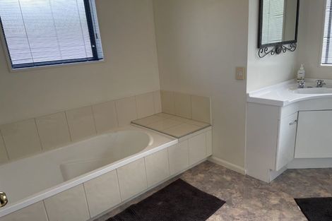 Photo of property in 21 Margaret Avenue, Havelock North, 4130
