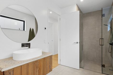 Photo of property in 12 Cleland Close, Wanaka, 9382