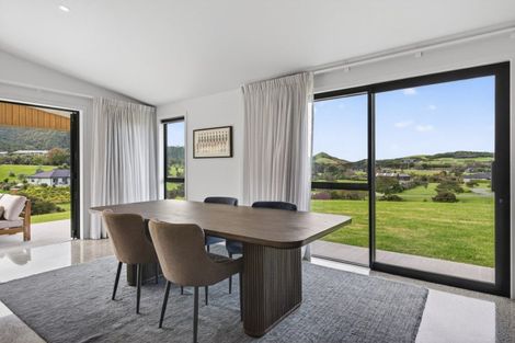 Photo of property in 10 Lakeview Lane, Mangawhai, 0573