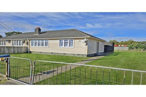 Photo of property in 18 Easton Street, Foxton, 4814