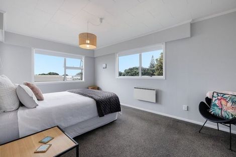 Photo of property in 1055 Papamoa Beach Road, Papamoa Beach, Papamoa, 3118