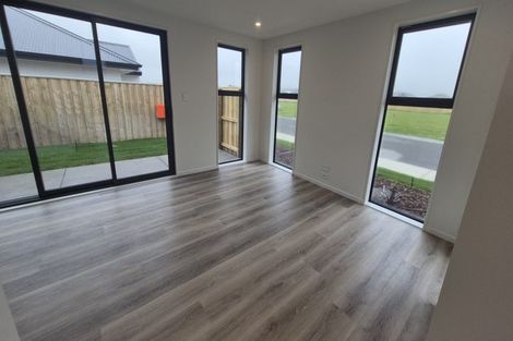 Photo of property in 42 Derbridge Street, Woodend, 7610