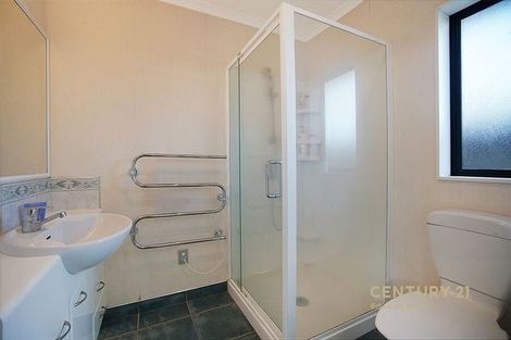 Photo of property in 21 Macnean Drive, East Tamaki Heights, Auckland, 2016