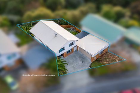 Photo of property in 13 Pyramid Place, Glen Eden, Auckland, 0602