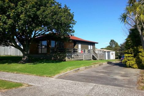 Photo of property in 13 Ngaparaoa Drive, Maketu, 3189