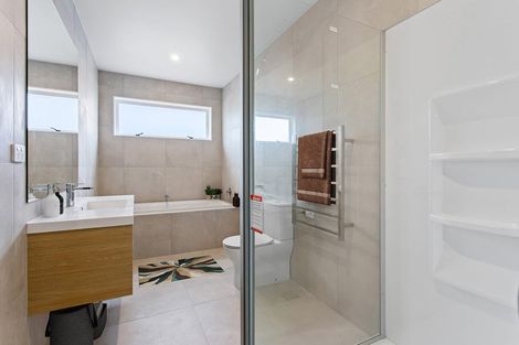 Photo of property in 38 Symes Drive, Red Beach, 0932