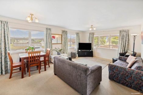 Photo of property in 22 Norfolk Rise, Waiuku, 2123