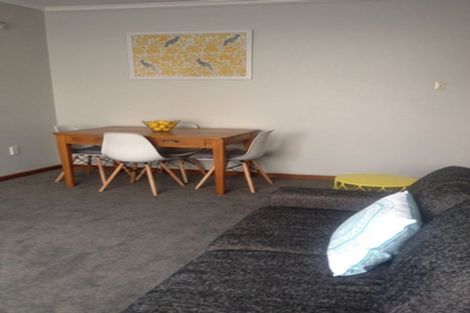 Photo of property in 16 Freyberg Street, Roslyn, Palmerston North, 4414