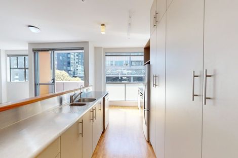 Photo of property in Budget Car Rental, 6/81 Ghuznee Street, Te Aro, Wellington, 6011